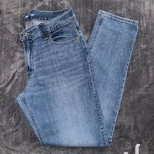 Old Navy Straight-Leg Jeans in Medium Blue Wash